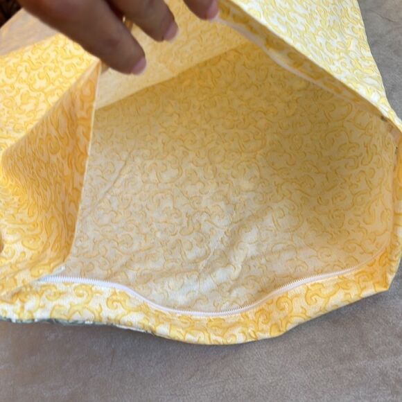 VTG 14” Handmade Yellow Green Scrolled Zippered Chic Coastal Pillow Cover - Picture 6 of 8